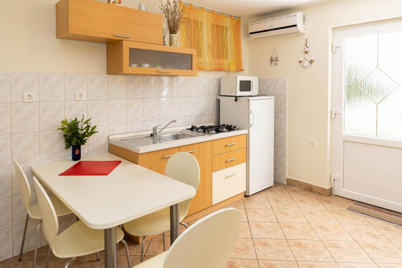 Apartments Nada Selce Ngoại thất bức ảnh